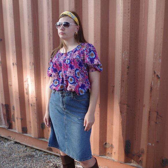 Ladies Floral Blouse By terra & Sky - Picture 3 of 6